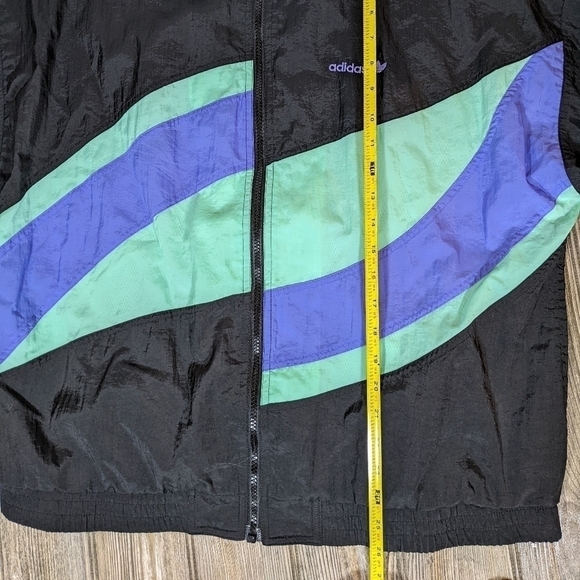 Vintage Adidas Windbreaker Size M Black Green Purple Block Embroidered Full Zip - Picture 6 of 6